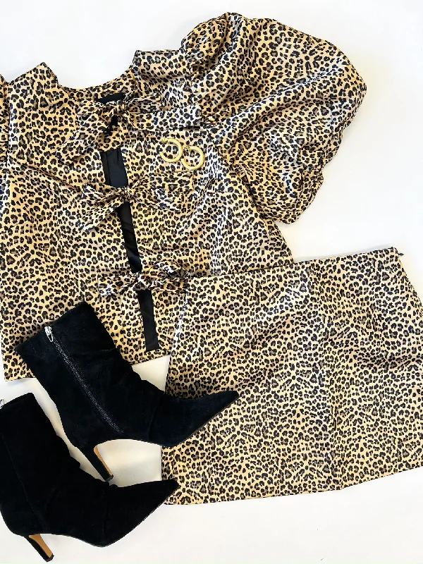 Leopard Bow Puff Sleeve Top