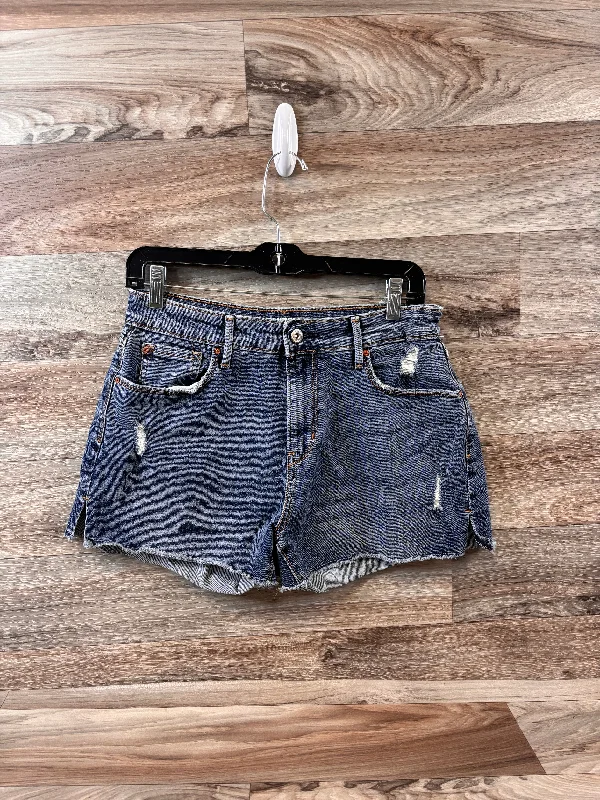 Blue Denim Shorts Levis, Size 6